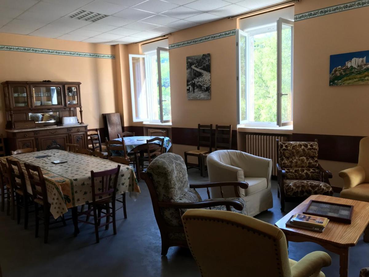 Auberge de jeunesse Prime Combe à Fontanes  Extérieur photo